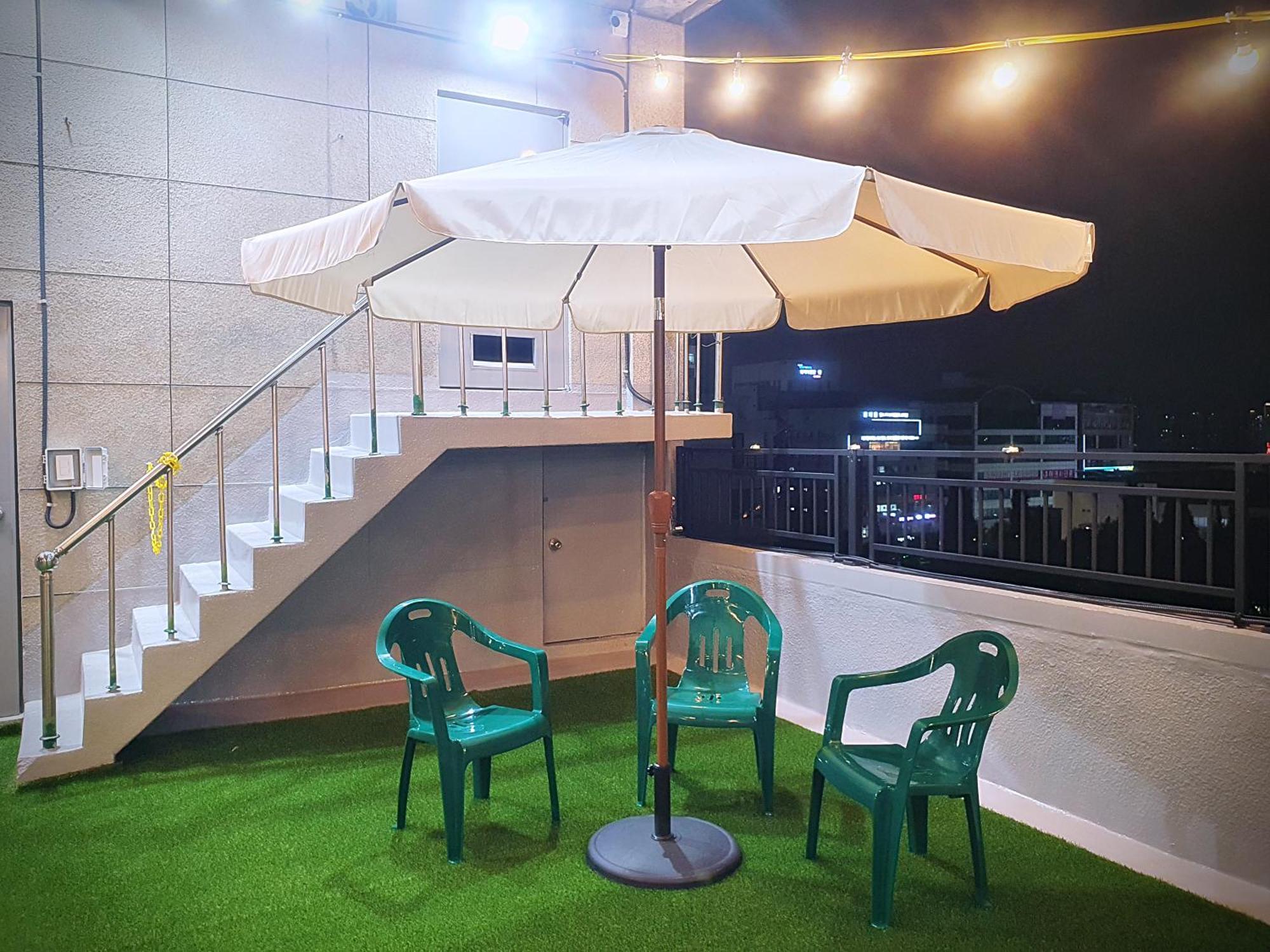 Bluebird Hotel Inchon Exterior foto