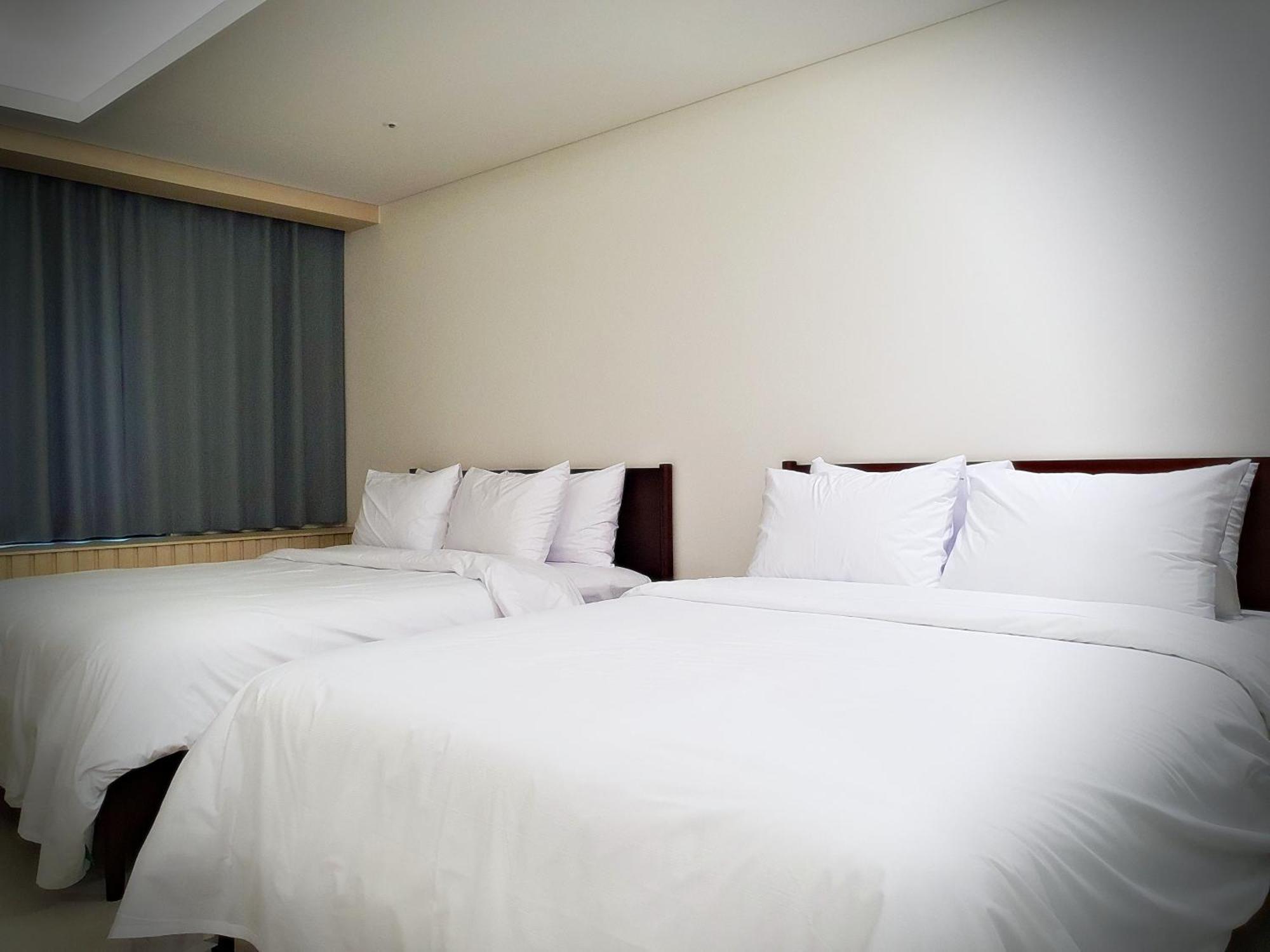 Bluebird Hotel Inchon Exterior foto